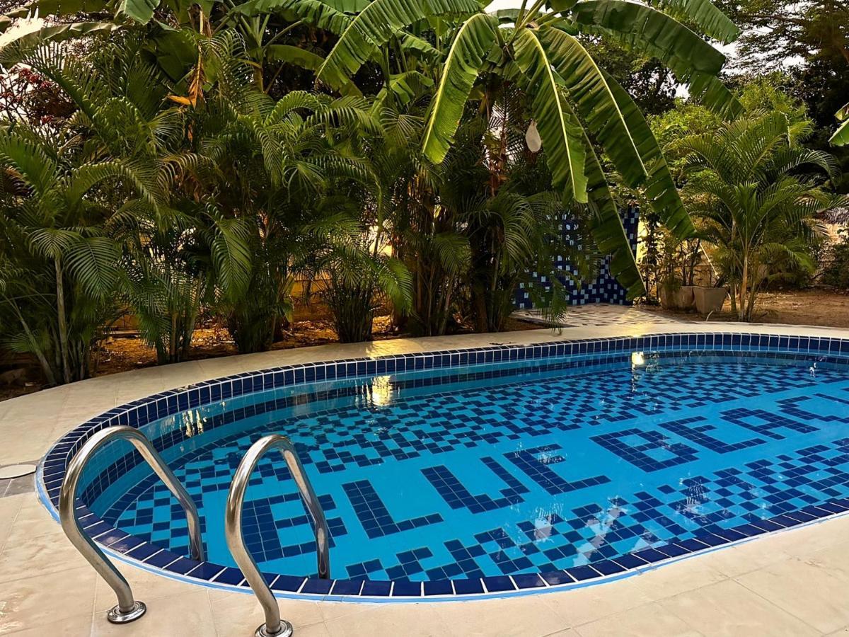 Blue Beach Resort Baanphakrimlay Bagian luar foto