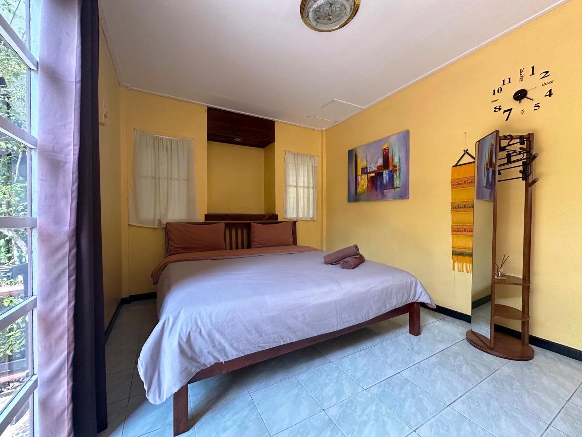 Blue Beach Resort Baanphakrimlay Bagian luar foto